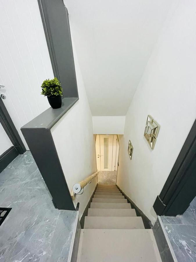 3 Bedroom Whalley Aparthotel Burnley Extérieur photo